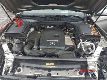 Mercedes GLC C253 2019 Mercedes-Benz GLC 2019 r., 2,0L 300 4 MATIC 2.0 Benzyna 241KM, zdjęcie 11