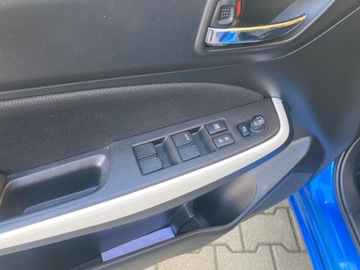 Suzuki Swift VI Hatchback 1.2 DualJet 90KM 2019 Suzuki Swift 1.2 Hybrid, zdjęcie 7