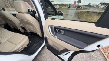 Land Rover Discovery Sport SUV 2.0 Si4 240KM 2018 Land Rover Discovery Sport Raty 2.0 bemz 240KM Automat Panorama Skora tylk, zdjęcie 36