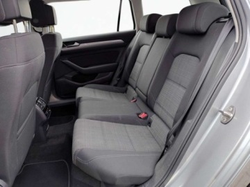 Volkswagen Passat B8 Variant Facelifting 2.0 TDI SCR 150KM 2022 Volkswagen Passat Variant HAK Faktura VAT Kamera Nawigacja 2.0 Diesel, zdjęcie 20