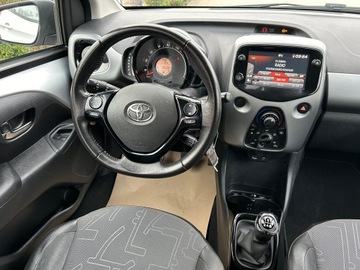 Toyota Aygo II Hatchback 3d Facelifting 1.0 VVT-i 72KM 2019 Toyota Aygo 1.0 VVTi Klima Tablet Kamera Tempomat, zdjęcie 9