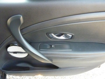 Renault Megane III Hatchback Facelifting 2013 Energy dCi 130KM 2014 Renault Megane BOSE*1.6 DCI, zdjęcie 37