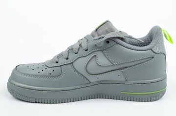 Buty sportowe Nike Air Force 1 DD3227 001 r. 38.5