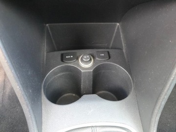 Volkswagen Polo V Hatchback 3d Facelifting 1.2 TSI BlueMotion Technology 90KM 2016 Volkswagen Polo 1.2 TSI 90KM Comfortline klima nav, zdjęcie 19