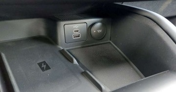 Ford Kuga III SUV Facelifting 1.5 EcoBoost 186KM 2025 Ford Kuga kamery 360, BLIS, Navigacja, ogrzewana kierownica i fotele 1.5, zdjęcie 13