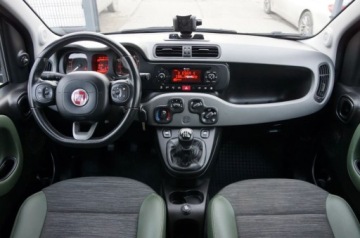 Fiat Panda III 4x4 Seria 1  0.9 TwinAir 85KM 2017 Fiat Panda 0.9 Benzyna 85 KM, 4x4, Klimatyzacja, Hak, GWARANCJA Benzyna, zdjęcie 10