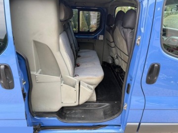 Renault Trafic II 2007 Renault Trafic Generation Expression 2.5 dCi 135KM 2007r, zdjęcie 6