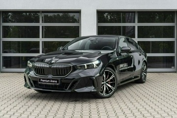 BMW Seria 5 G90-91 Touring 2.0 520d 197KM 2025 BMW 520 xDrive Sedan - DEMO - Koła zimowe w, zdjęcie 1