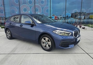BMW Seria 1 F40 Hatchback 1.5 116d 116KM 2021 BMW Seria 1 F40 2021 r. Stan damochodu BARDZO DOBRY 1.5 Diesel 116KM, zdjęcie 10