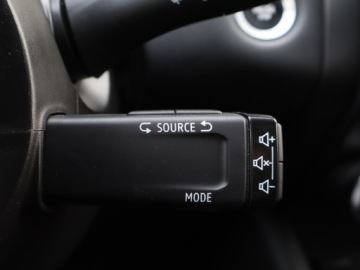 Renault Captur II Crossover 1.3 TCe 140KM 2021 Renault Captur 1.3 TCe MHEV, Salon Polska, zdjęcie 18