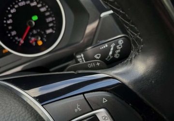 Volkswagen Tiguan II SUV 2.0 TDI 150KM 2019 Volkswagen Tiguan 2.0 TDI IQ.DRIVE 150KM DSG bezwypadkowy kamera, zdjęcie 23
