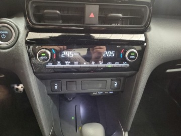 Toyota Yaris IV Cross Facelifting 1.5 Hybrid Dynamic Force 130KM 2024 Toyota Yaris Cross Hybrid 1.5 GR Sport Hybrid 1.5, zdjęcie 15