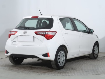Toyota Yaris III Hatchback 5d Facelifting 2017 1.0 VVT-i 72KM 2020 Toyota Yaris 1.0 VVT-i, Salon Polska, zdjęcie 4