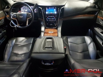 Cadillac Escalade III 2015 Cadillac Escalade _LUXURY_4x4_6.2 L_2015r 6.2 Benzyna 420KM, zdjęcie 6