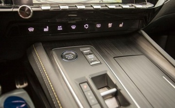 Peugeot 508 II SPORT ENGINEERED Facelifting 1.6 Plug-In Hybrid 360KM 2025 Peugeot 508 PureTech PHEV 360 Sport Enginee AWD SS e-EAT NAJMOCNIEJSZY 1.6, zdjęcie 17