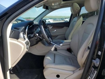 Mercedes GLC C253 2020 Mercedes-Benz GLC 2020, 2.0L, 4x4, HYBRID, od ubezpieczalni 2.0 Hybryda, zdjęcie 6