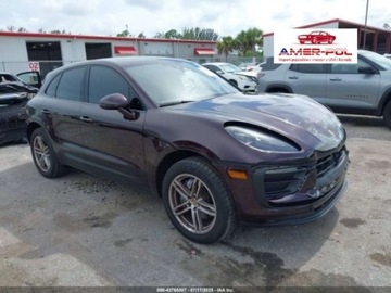 Porsche Macan 2024 Porsche Macan T, 2024r., 4x4, 2.0L 2.0 Benzyna 261KM