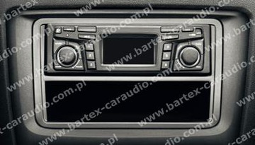 Skoda FABIA 2 ROOMSTER ramka maskownica radia