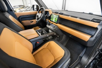 Land Rover Defender IV (L663) 90 3.0 i6P 400KM 2022 Land Rover Defender 110 3.0 P400 X-Dynamic HSE., zdjęcie 13