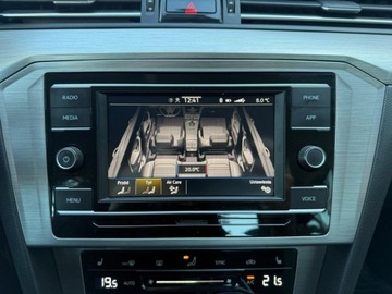 Volkswagen Passat B8 Limousine Facelifting 1.5 TSI EVO 150KM 2021 Volkswagen Passat 1.5TSI 150KM LED CzujnikiParkowania SalonPL NiskiPrzebie, zdjęcie 27