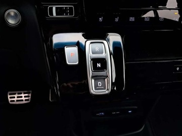 Hyundai Staria 1.6 T-GDI HEV 225KM 2025 Hyundai Staria HEV Luxury Dark 1.6 Hybryda 225KM, zdjęcie 13