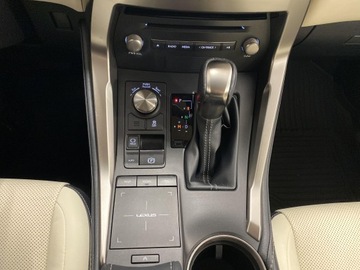 Lexus NX I SUV 200t 238KM 2017 Lexus NX 300 Comfort AWD I (2014-2021) Lexus NX 30, zdjęcie 20