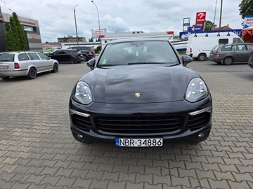 Porsche Cayenne II SUV Facelifting 4.2 D 385KM 2016 PORSCHE CAYENNE (92A) 4.2 S Zadbany
