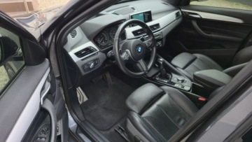 BMW X1 F48 Crossover xDrive25i 231KM 2017 BMW X1 2,0 benzyna 231 KM X-drive automat M-pakiet 2.0 Benzyna 231KM, zdjęcie 5