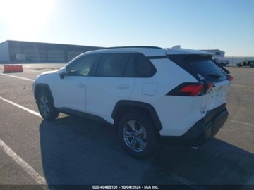 Toyota 2024 Toyota RAV4 2024r., XLE, od ubezpieczalni 2.5 Benzyna 203KM, zdjęcie 4