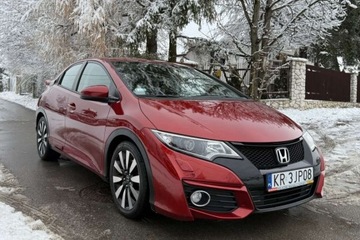 Honda Civic IX Hatchback 5d 1.8 i-VTEC 142KM 2015 Honda Civic Honda Civic 1.8 Elegance 1.8 Benzyna 142KM, zdjęcie 1