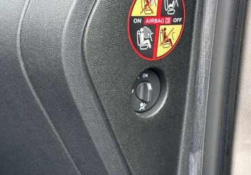 Renault Scenic III Van Facelifting 1.6 16v 110KM 2013 Renault Scenic 1,6 110KM Tom-Tom Edition Klima Bezwypadkowy SERWIS Dla wym, zdjęcie 32