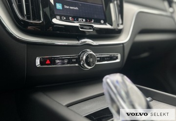 Volvo XC60 II Crossover Plug-In Facelifting 2.0 T8 455KM 2023 Volvo XC 60 T8 Plug-In 310 + 145 KM AWD Ultimate D, zdjęcie 21