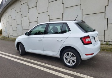 Skoda Fabia III Hatchback Facelifting 1.0 MPI 75KM 2019 Skoda Fabia 1.0 MPI Benzyna 75KM Czarny dach K..., zdjęcie 5