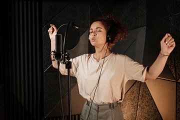 NOVOX NC1 NEW V2 ИГРОВОЙ КОМПЬЮТЕР МИКРОФОННЫЙ КОНДЕНСАТОР USB STUDIO