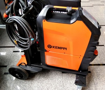 MASTERTIG 235 AC/DC KEMPPI TIG сварочный аппарат + охладитель