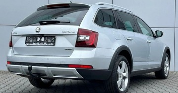 Skoda Octavia III Kombi Facelifting 2.0 TDI 150KM 2019 Skoda Octavia 4x4 Automat Navi Parktronic Kamera Alcantara Led FV23, zdjęcie 7