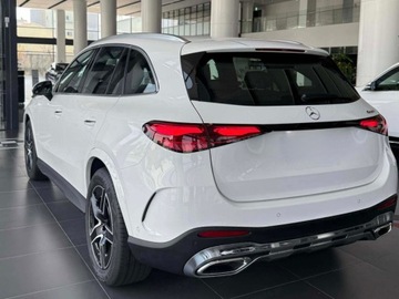 Mercedes GLC C254/X254 2025 MERCEDES-BENZ GLC 300 e 4-Matic AMG Line 2.0 (360KM) 2025, zdjęcie 2