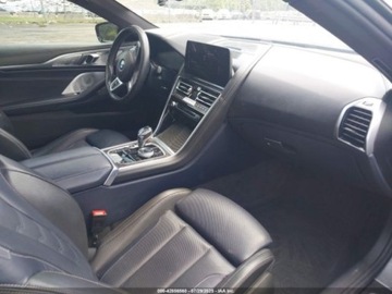 BMW Seria 8 II 2023 BMW Seria 8 M850I XDRIVE 2023, od ubezpieczalni 4.4 Benzyna 523KM, zdjęcie 6