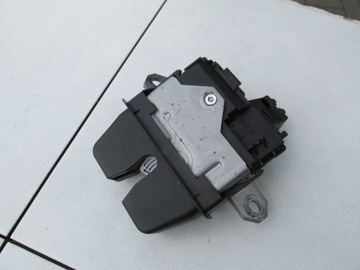 ZAMEK KLAPY TYŁ SZYBY UCHYLNEJ KUGA MK1 2012 ROK