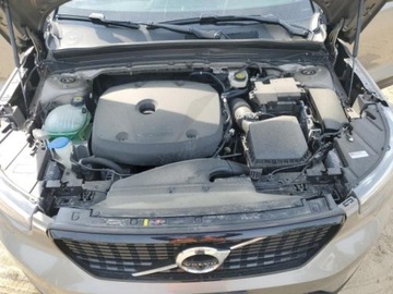 Volvo XC40 2022 Volvo XC 40 2022r, R-Design, 2.0L, 4x4 2.0 Benzyna 252KM, zdjęcie 10