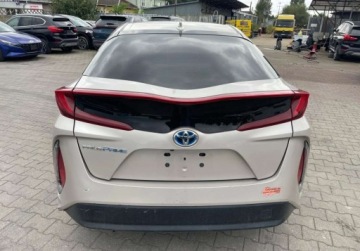 Toyota Prius IV 2019 Toyota Prius 2019 Toyota Prius Prime - w Polsce po oplatach i akcyzie 1.8, zdjęcie 6