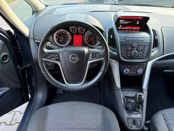 Opel Zafira C Tourer 1.4 Turbo ECOTEC 140KM 2014 Opel Zafira 1.4 140 KM 7 foteli Nowe opony Kamera, zdjęcie 17