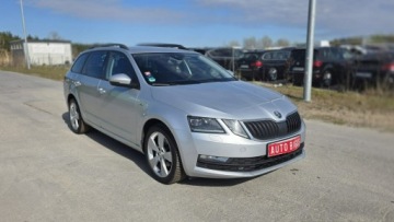 Skoda Octavia III Kombi Facelifting 2.0 TDI 150KM 2018 Škoda Octavia Skoda Octavia Dsg Duża Navi, zdjęcie 2