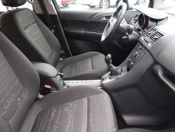 Opel Meriva II Mikrovan Facelifting 1.4 Twinport ECOTEC 100KM 2016 Opel Meriva 1.4 i, Salon Polska, 1. Właściciel, zdjęcie 8