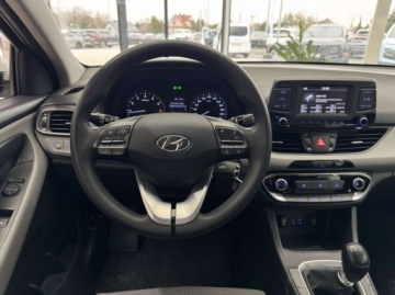 Hyundai i30 III Wagon 1.4 MPi 100KM 2019 Hyundai i30 Select Asystent hamowania Lane Assist Bluetooth FV23, zdjęcie 13