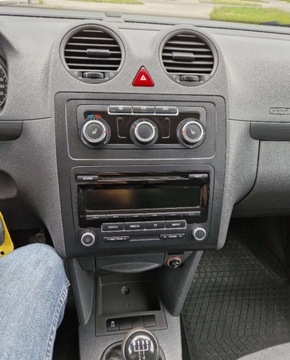 Volkswagen Caddy III Kombi Facelifting 2.0 EcoFuel 109KM 2014 Volkswagen Caddy LPG Niski przebieg Kilka sztuk 2.0 Benzyna 109KM, zdjęcie 9