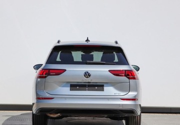 Volkswagen Golf VIII 2025 Volkswagen Golf Climatronic, LED Plus, pakiet zimowy, dostepny od reki, zdjęcie 3