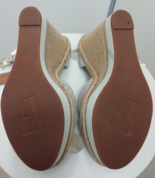 Сандалии Furla на танкетке, размер 39.