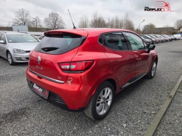 Renault Clio IV Hatchback 5d ENERGY TCe 99g 90KM 2016 Renault Clio Benzyna 90KM Wersja Limited Navi Led Klimatronic Benzyna 90KM, zdjęcie 4