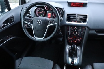 Opel Meriva II Mikrovan 1.4 Turbo ECOTEC 140KM 2010 Opel Meriva 1.4 Turbo, Klima, Klimatronic, zdjęcie 6